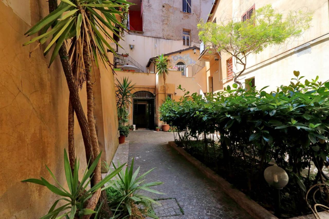 Domus Chiavari House Rome Exterior photo